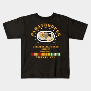 5th SFG Oval w Paratrooper w VN SVC Kids T-Shirt